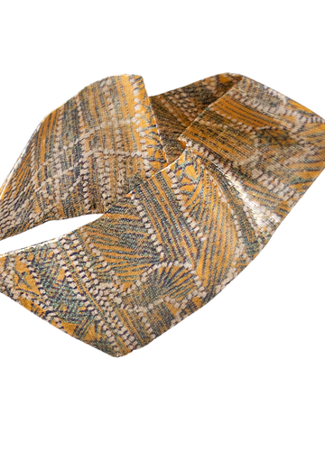 Zoom imprimé foulard Mistral Lurex gris et jaune, doré sur fond blanc
