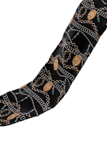 Zoom imprimé foulard Mistral Médailles fond noir avec chaîne et médailles, sur fond blanc
