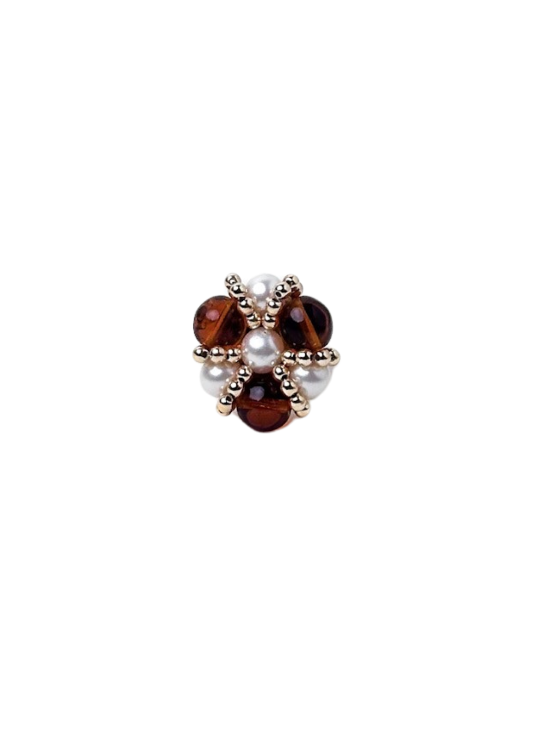 Bouton vintage perle blanche et ambre monté en bague vue de face sur fond blanc